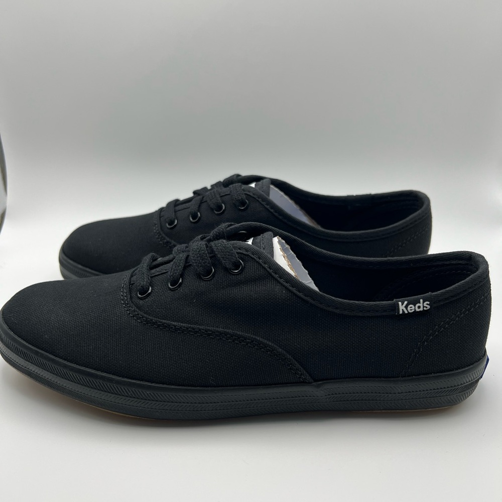 Keds Women’s Champion Oxford Canvas Sneaker in Size 5.5 X-Wide NWT